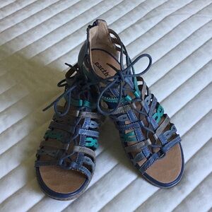 Earth brand Boho sandal/shoe